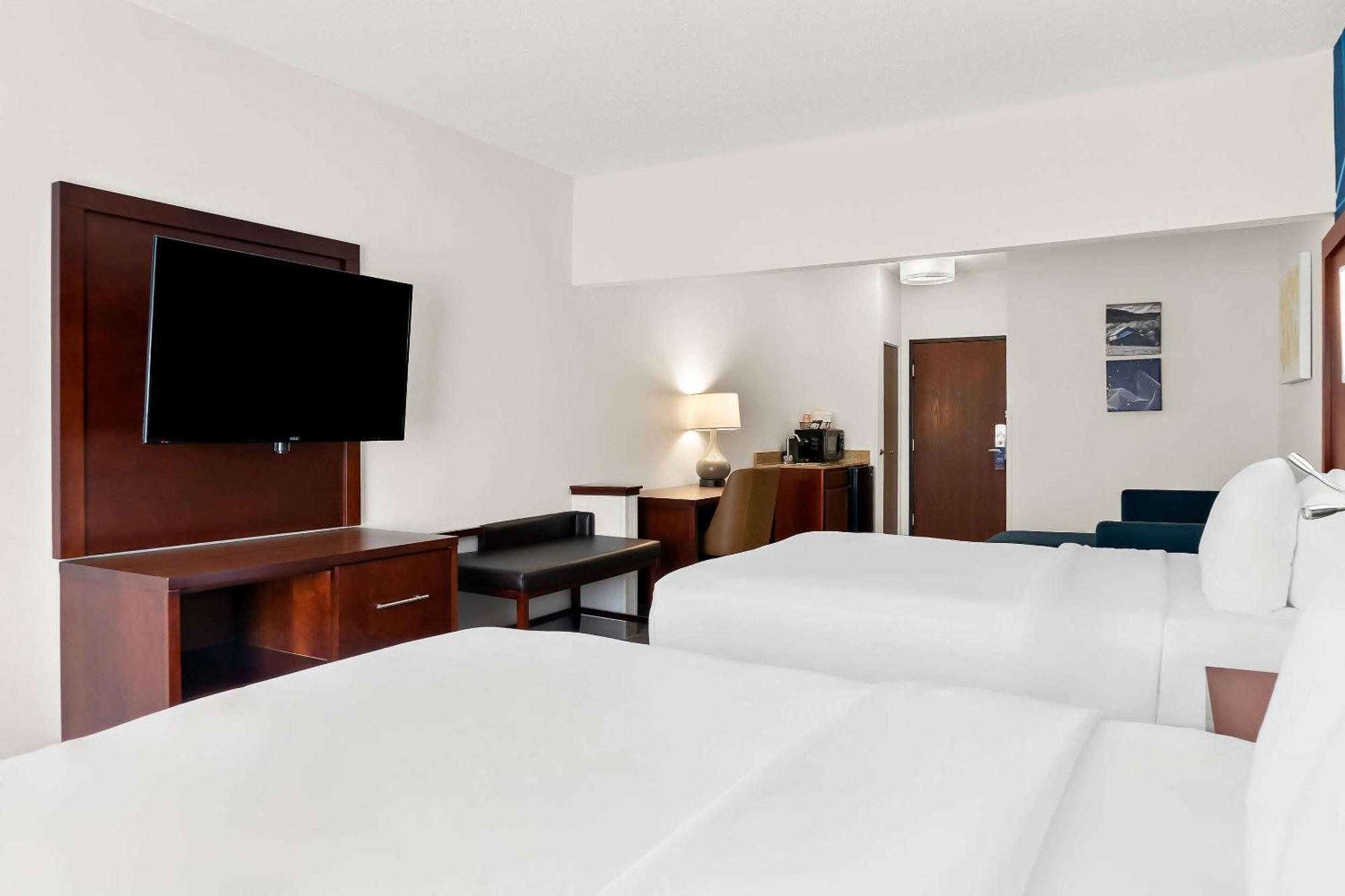 Comfort Suites Southfield-Detroit מראה חיצוני תמונה